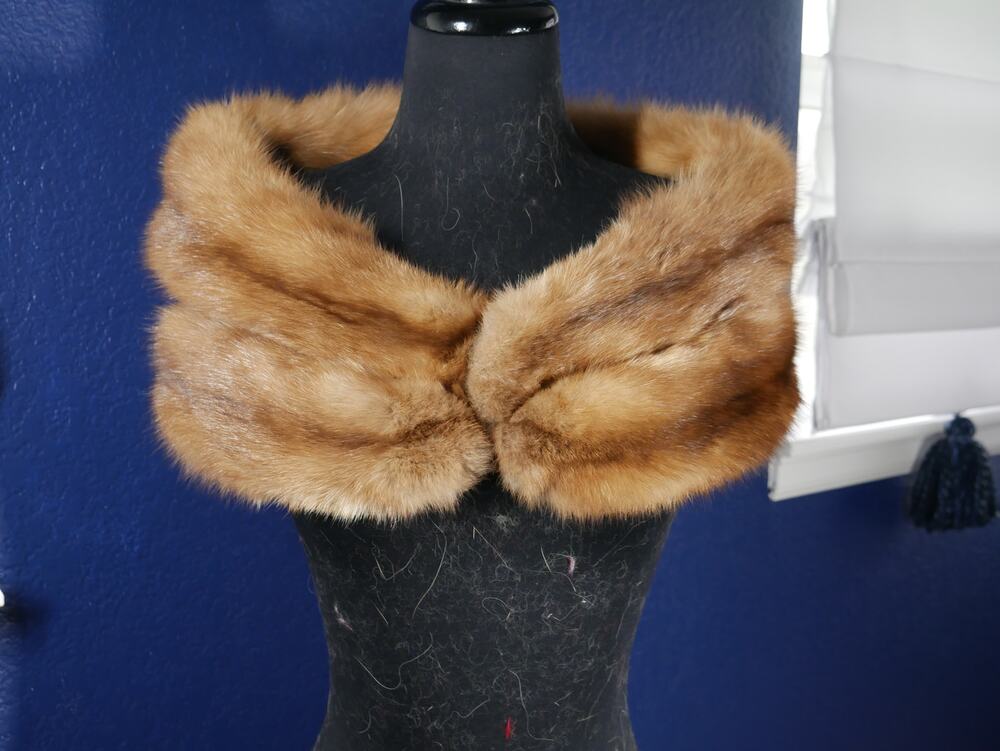 Gorgeous Russian Golden Sable Fur Stole Wrap Cape Coat Jacket